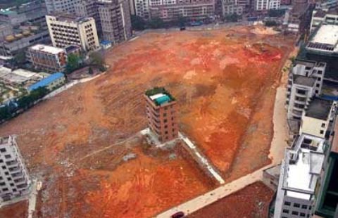 沒有最牛，只有更牛!全球超牛釘子戶大集合! (10)